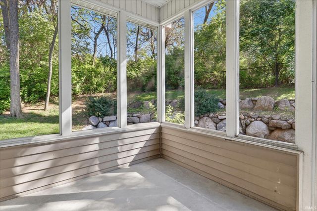 53394 Stoneridge Street, South Bend, IN 46637