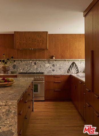 3112 Chandelle Road, Los Angeles, CA 90046