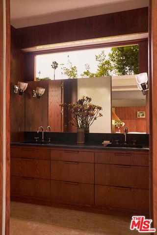 3112 Chandelle Road, Los Angeles, CA 90046