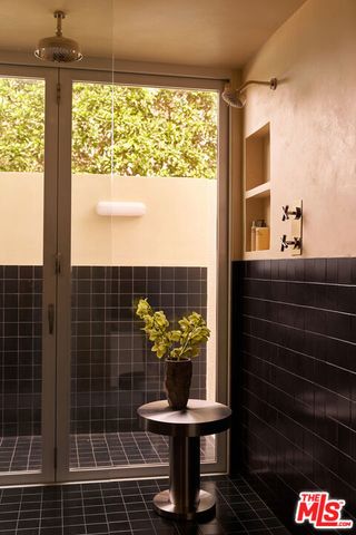 3112 Chandelle Road, Los Angeles, CA 90046