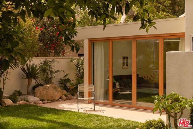 3112 Chandelle Road, Los Angeles, CA 90046