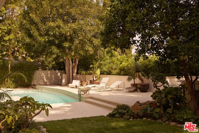 3112 Chandelle Road, Los Angeles, CA 90046