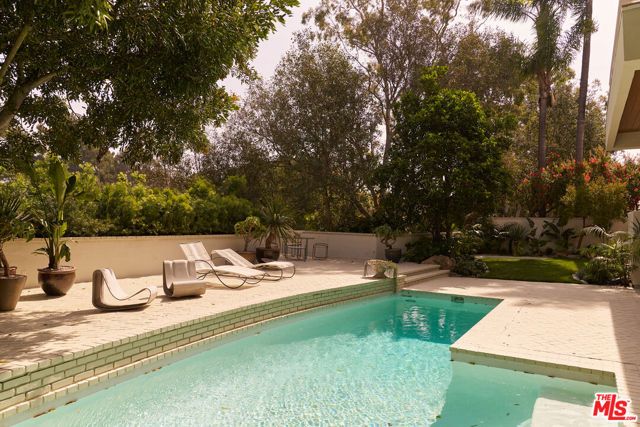 3112 Chandelle Road, Los Angeles, CA 90046