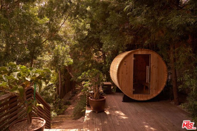 3112 Chandelle Road, Los Angeles, CA 90046