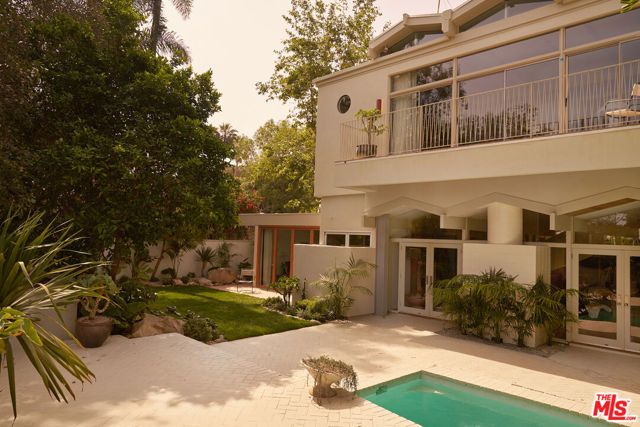 3112 Chandelle Road, Los Angeles, CA 90046