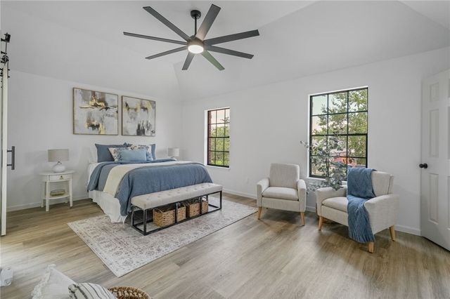 5025 Queens Ct, Corpus Christi, TX 78413