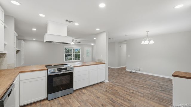 1400 Estate, New Braunfels, TX 78132