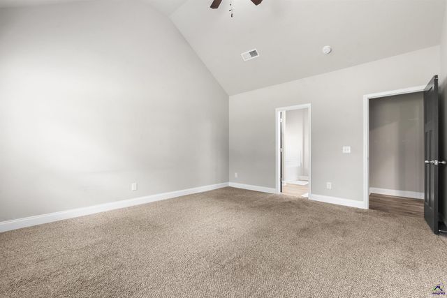 212 Oakley Court, Bonaire, GA 31005