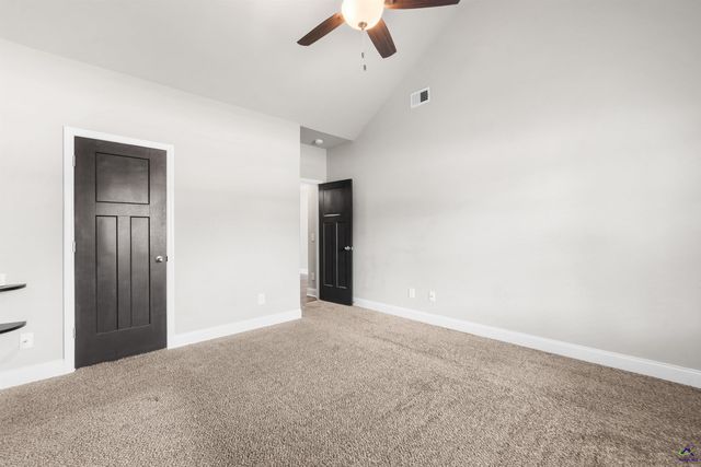 212 Oakley Court, Bonaire, GA 31005