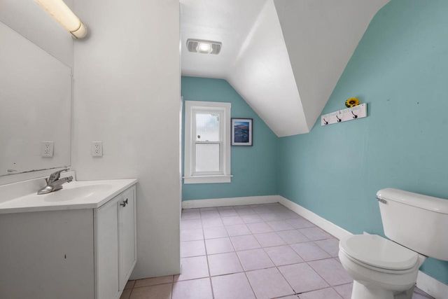 1240 S JACKSON STREET, Green Bay, WI 54301