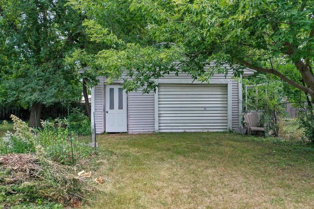1240 S JACKSON STREET, Green Bay, WI 54301