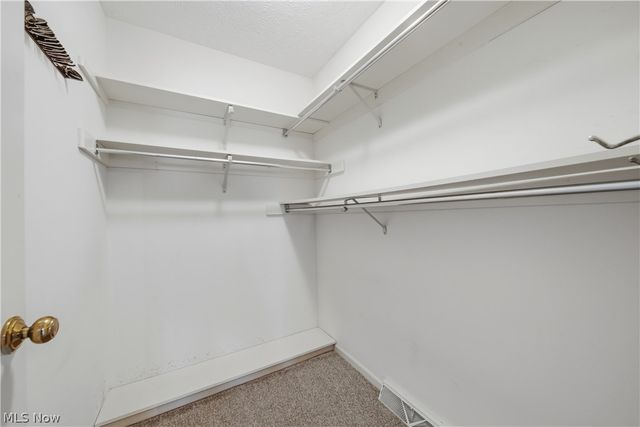 5336 Wood Trail Avenue NE, Canton, OH 44705