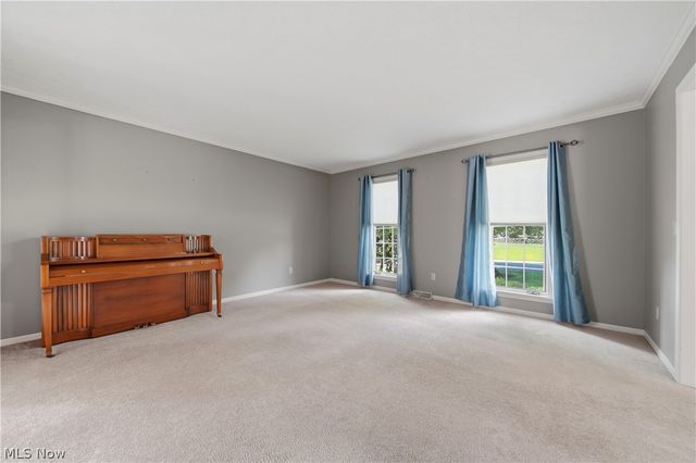 5336 Wood Trail Avenue NE, Canton, OH 44705
