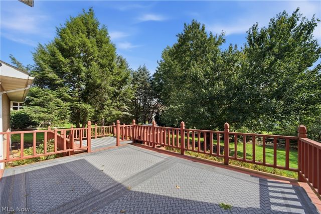 5336 Wood Trail Avenue NE, Canton, OH 44705