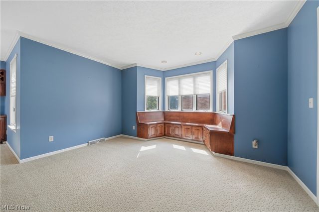 5336 Wood Trail Avenue NE, Canton, OH 44705