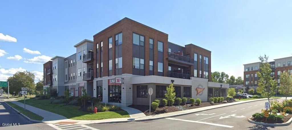 580 Columbia Turnpike 212, East Greenbush, NY 12061