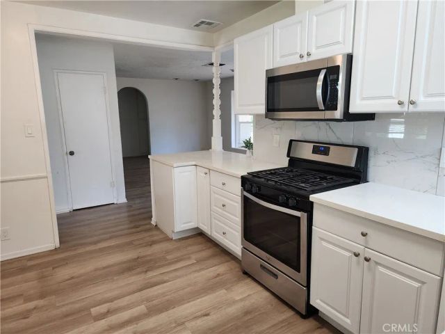 6446 Mclennan, Van Nuys, CA 91406