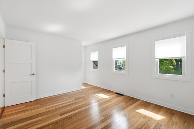 6893 Vally Down Road, Dublin, OH 43017