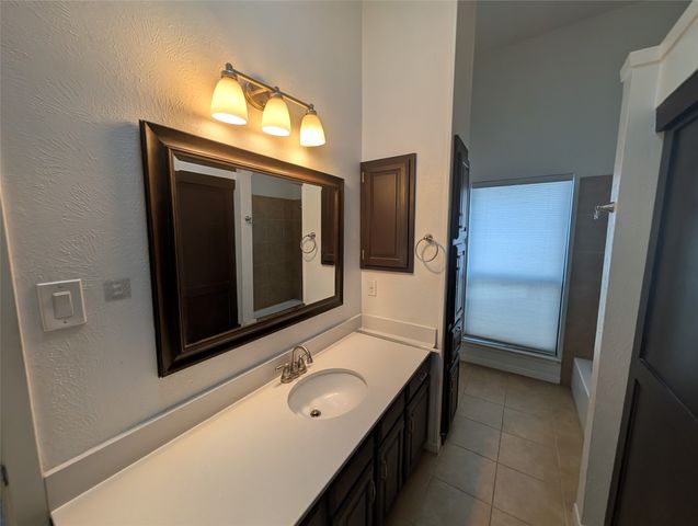 17490 Meandering Way 1005, Dallas, TX 75252
