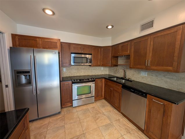 17490 Meandering Way 1005, Dallas, TX 75252