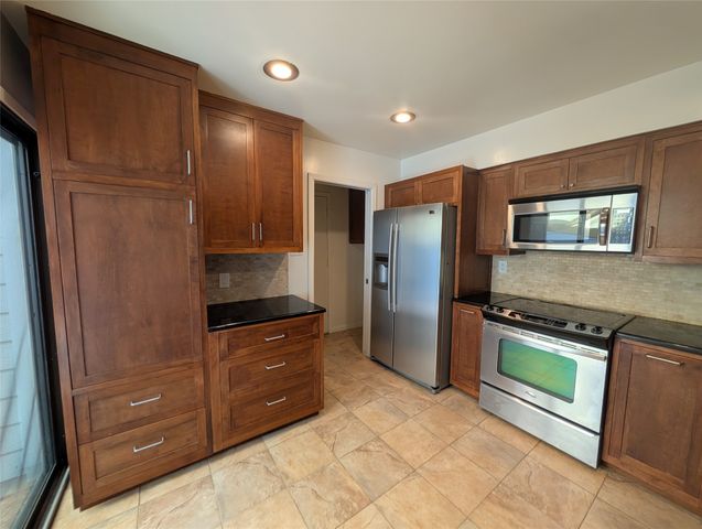 17490 Meandering Way 1005, Dallas, TX 75252