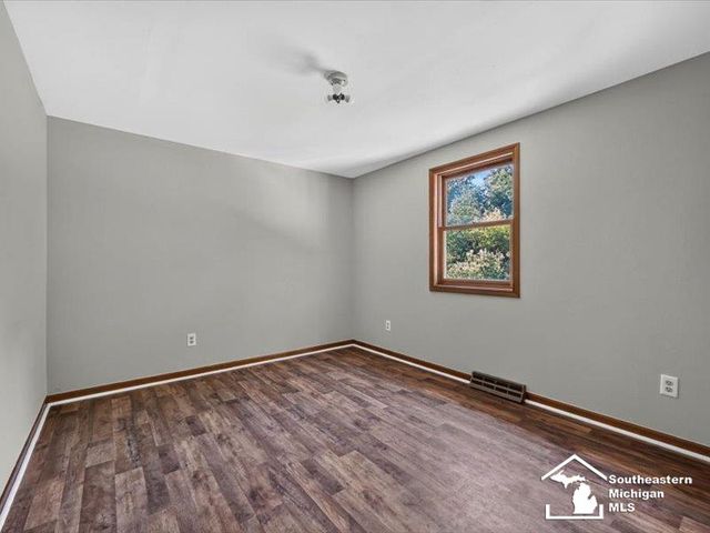 1257 Rutledge Drive, Temperance, MI 48182