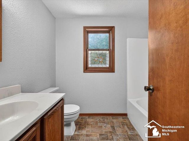 1257 Rutledge Drive, Temperance, MI 48182