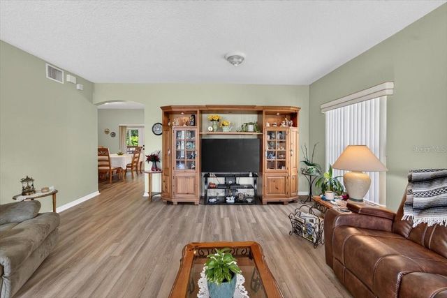 6615 SUMMER COVE DRIVE, Riverview, FL 33578