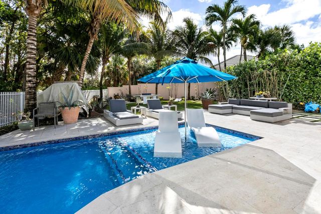 5226 SE Inkwood Way, Hobe Sound, FL 33455