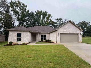 17 Wolfsbridge Loop, Cabot, AR 72023