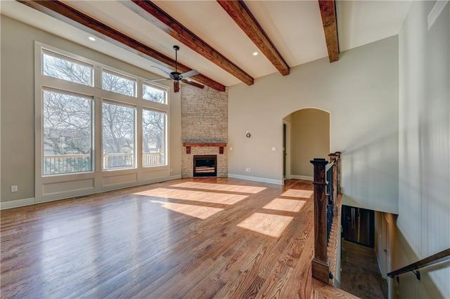 20501 W 112th Terrace, Olathe, KS 66061