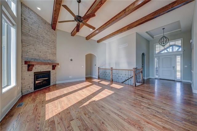 20501 W 112th Terrace, Olathe, KS 66061