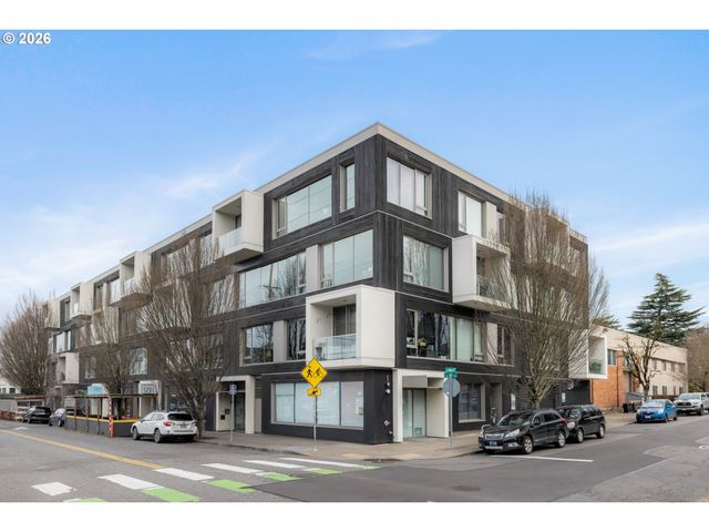 28 Se 28TH Ave 304, Portland, OR 97214