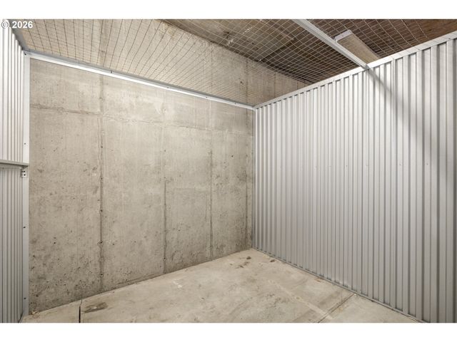 28 Se 28TH Ave 304, Portland, OR 97214