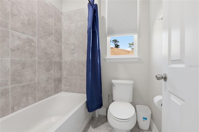 2337 OXMOOR DRIVE, Deland, FL 32724