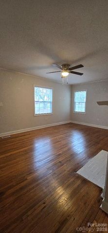 2901 Clemson Avenue, Charlotte, NC 28205