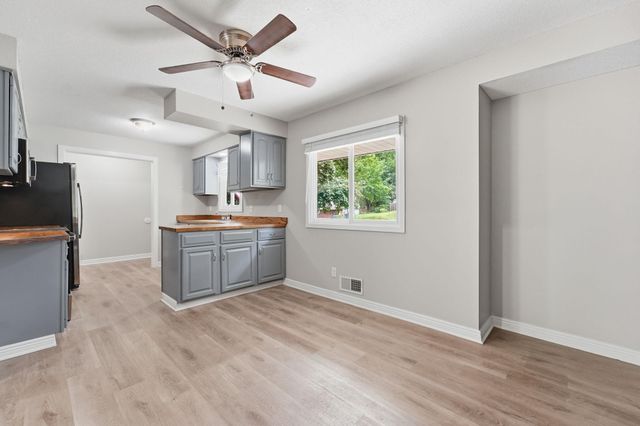 409 Harold Drive, Burnsville, MN 55337
