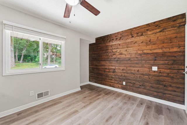 409 Harold Drive, Burnsville, MN 55337