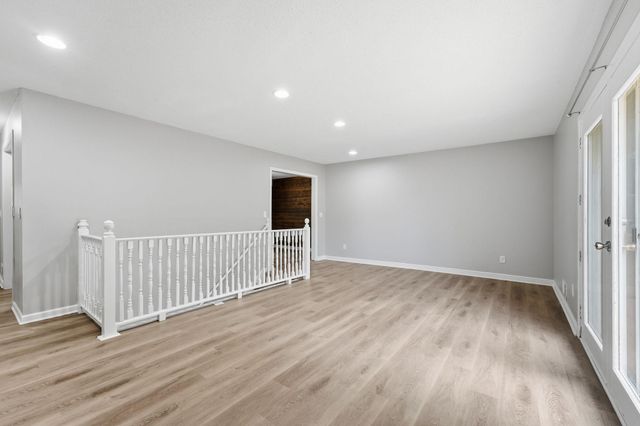 409 Harold Drive, Burnsville, MN 55337