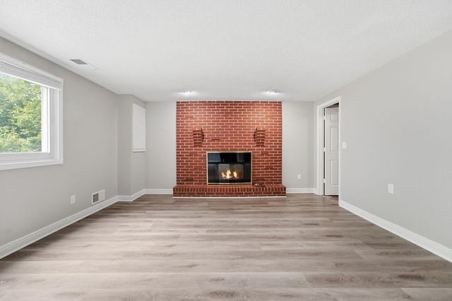 409 Harold Drive, Burnsville, MN 55337