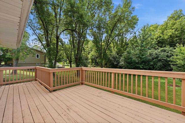 409 Harold Drive, Burnsville, MN 55337