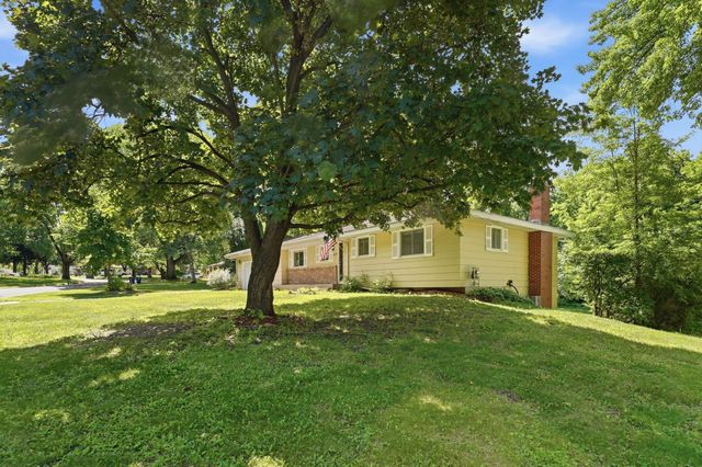 409 Harold Drive, Burnsville, MN 55337
