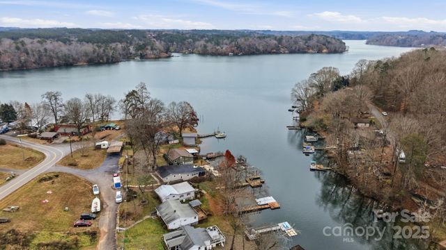 4327 Son Lawing Drive, Claremont, NC 28610