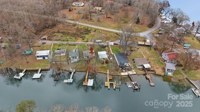 4327 Son Lawing Drive, Claremont, NC 28610