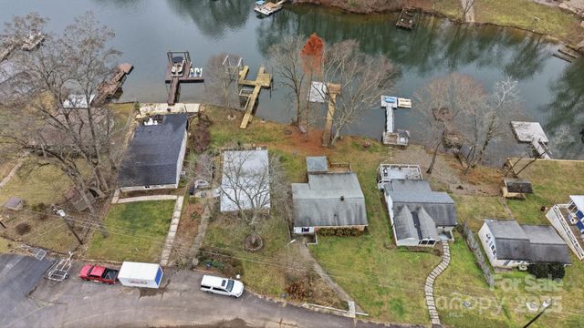 4327 Son Lawing Drive, Claremont, NC 28610