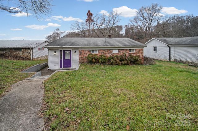 4327 Son Lawing Drive, Claremont, NC 28610