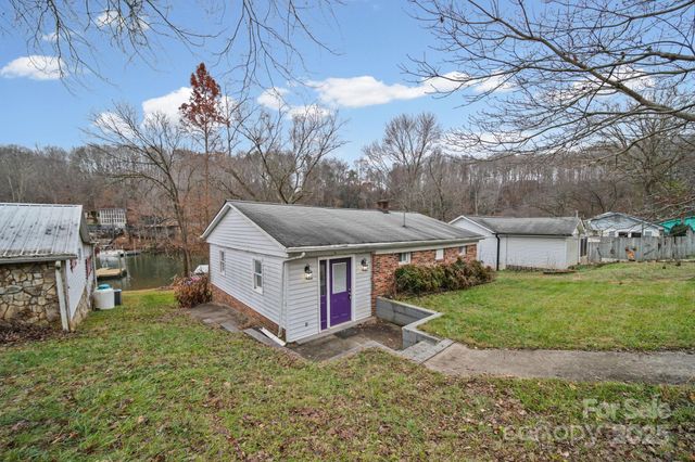 4327 Son Lawing Drive, Claremont, NC 28610