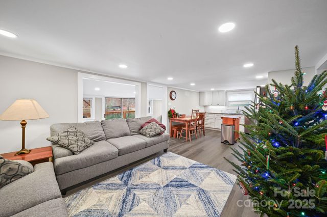 4327 Son Lawing Drive, Claremont, NC 28610