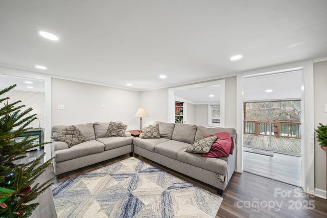 4327 Son Lawing Drive, Claremont, NC 28610