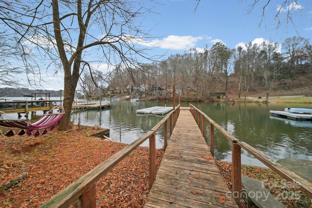 4327 Son Lawing Drive, Claremont, NC 28610